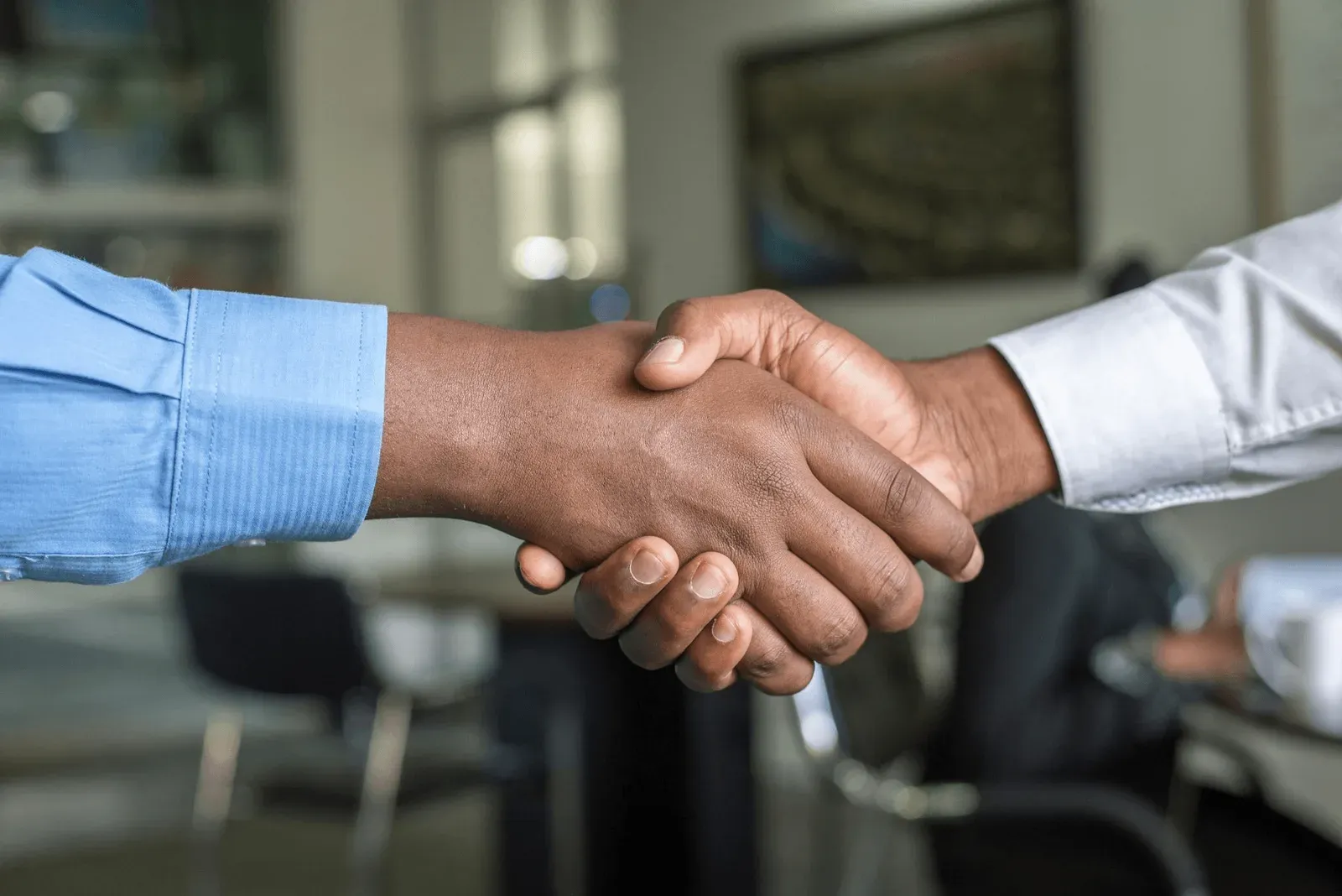 Business partners confirming a potato ingredient supply agreement